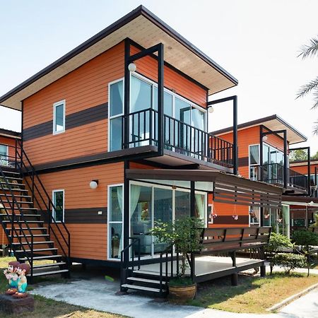 קו לנטה Oyo 755 Rattana Resort מראה חיצוני תמונה