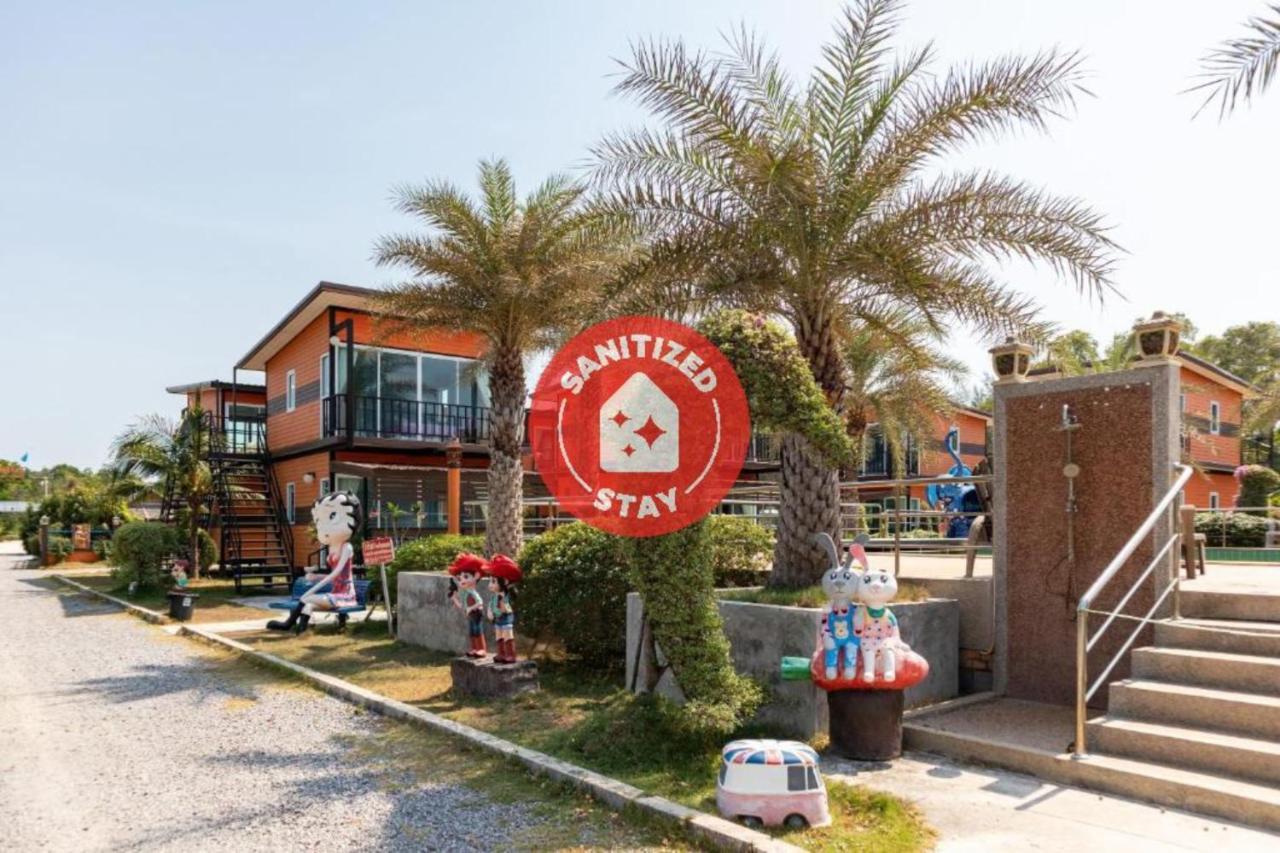 קו לנטה Oyo 755 Rattana Resort מראה חיצוני תמונה