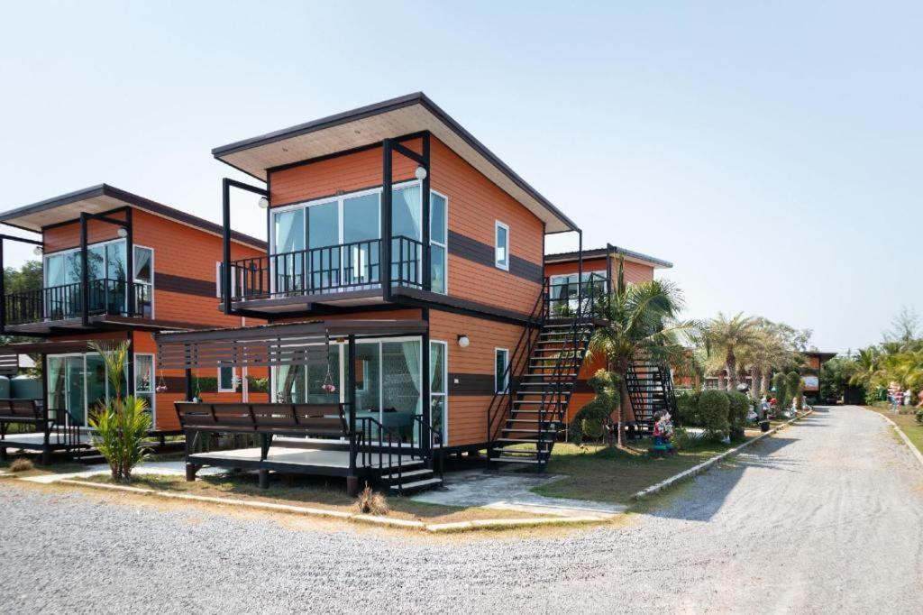 קו לנטה Oyo 755 Rattana Resort מראה חיצוני תמונה