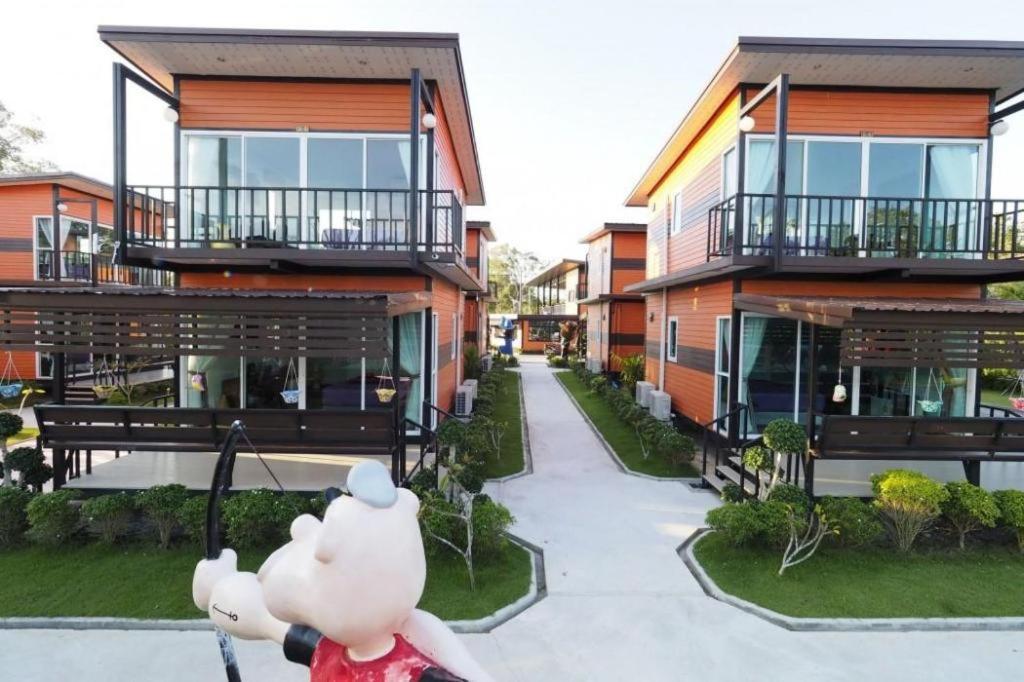 קו לנטה Oyo 755 Rattana Resort מראה חיצוני תמונה