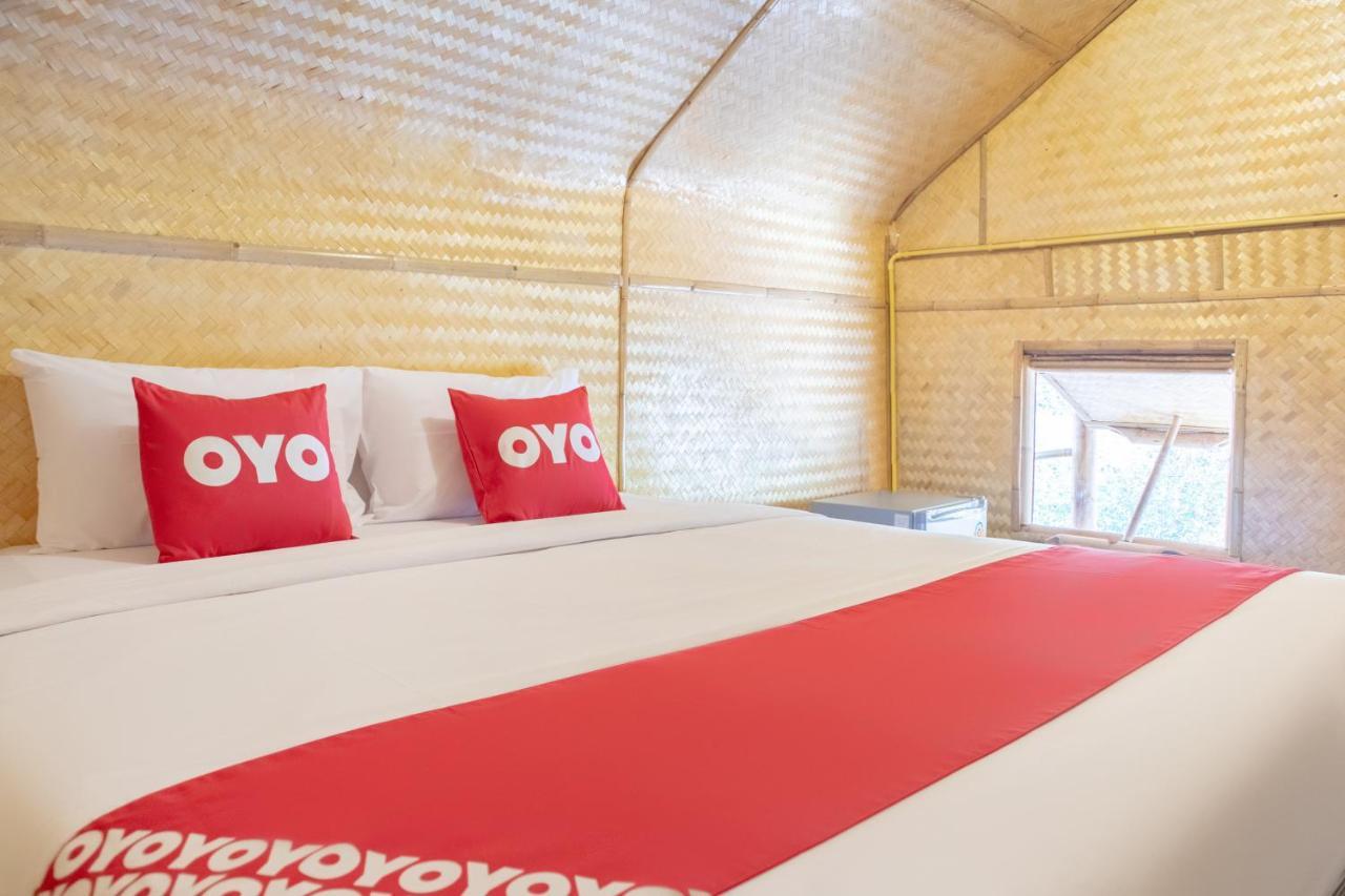 קו לנטה Oyo 755 Rattana Resort מראה חיצוני תמונה