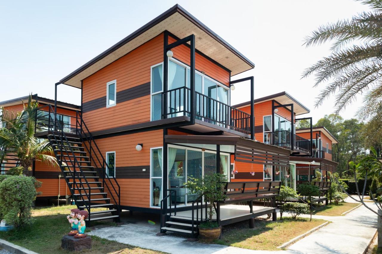 קו לנטה Oyo 755 Rattana Resort מראה חיצוני תמונה